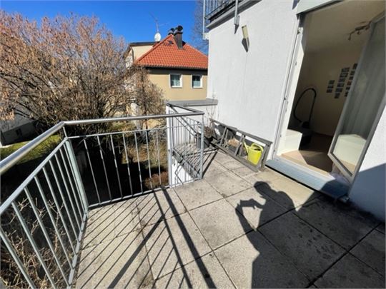 beautiful sunny 2 room single terrace apartment in Nonntal Salzburg City