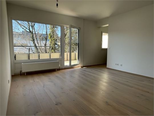 Wohnraum mit Terrasse