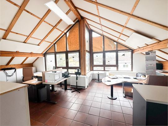 Top Preis! großzügiges Büro Nähe Flughafen Maxgkan Salzburg Stadt  