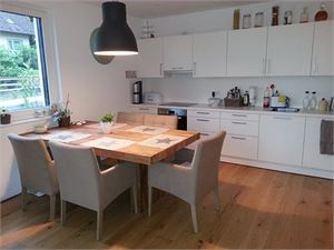 fürstensitz-3-zimmer-wohnung-salzburg-wohnzimmer