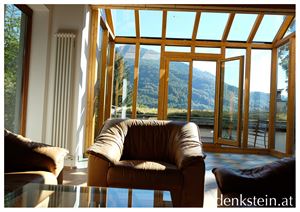 offene Wohnküche mit Essplatz