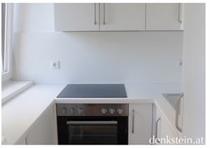 neue Küche mit Fenster